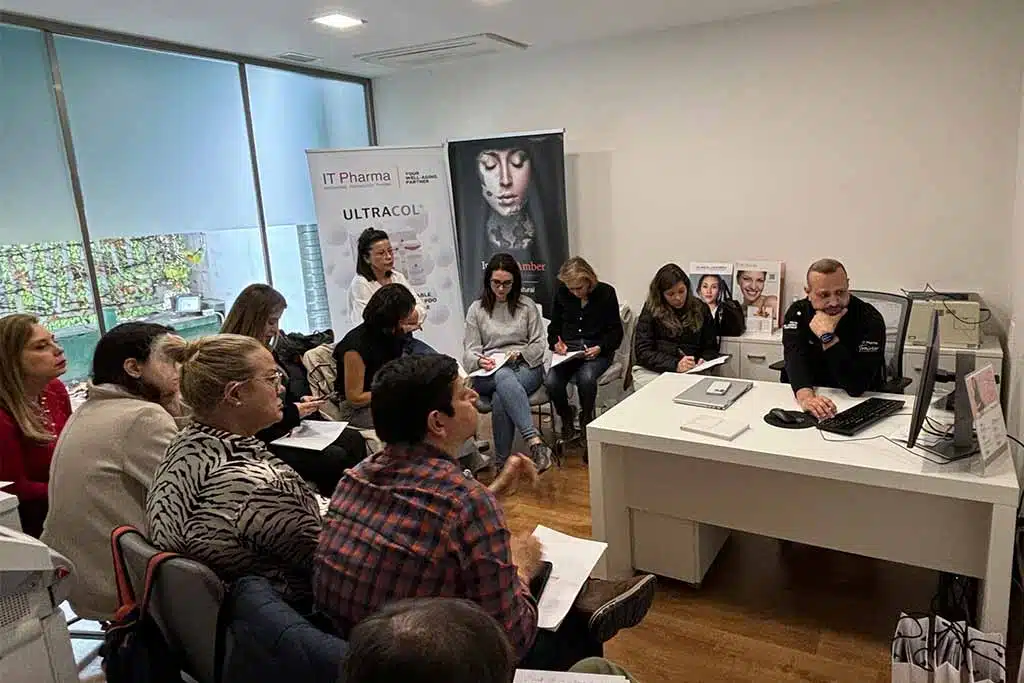 Formación médico-estética de Ultracol, hilos líquidos