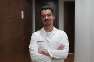 Dr Seoane explica como rejuvenecer el rostro sin cirugia
